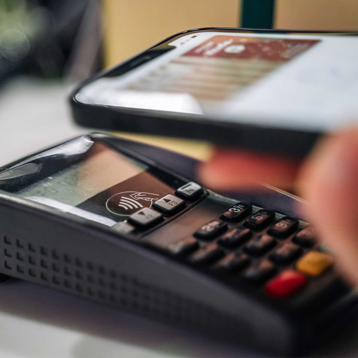 Payment Alternatives to Checks: What are Modern Ways to Pay?